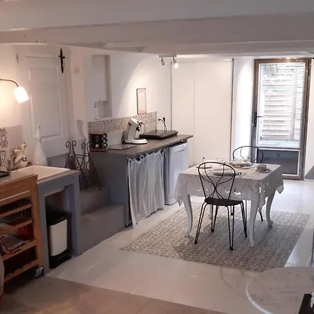 Holiday home Lamathye Aramon