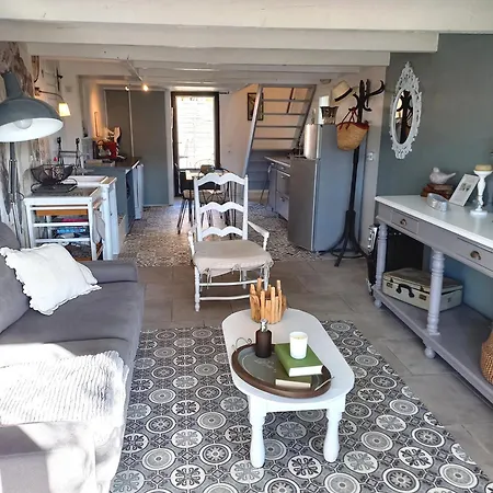 Lamathye Ferienhaus *